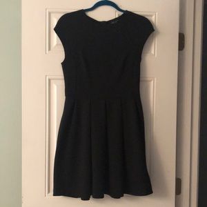 Romeo & Juliet Couture Size L Pleated Black Dress